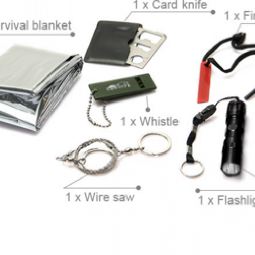 Set Fire Starter Wire Saw Card knife Outdoor Whistle Flashlight Survival blanket